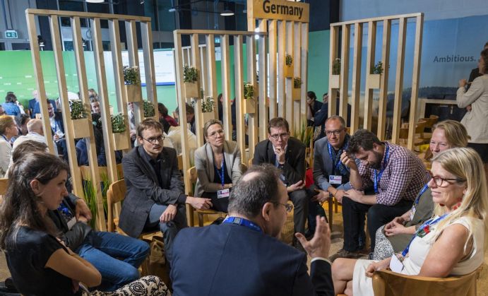 At COP28, the BMBF organised the side event ‘Science for Action Evening’ in the German Pavilion. This year, the event will once again focus on the exchange with scientists at COP29.